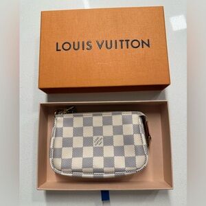 Louis Vuitton Pochette Damier Azur mini White/Blue